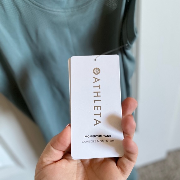 NWT! Athleta Momentum Seamless Tank, size S, Minimalistic Grey - Picture 4 of 5